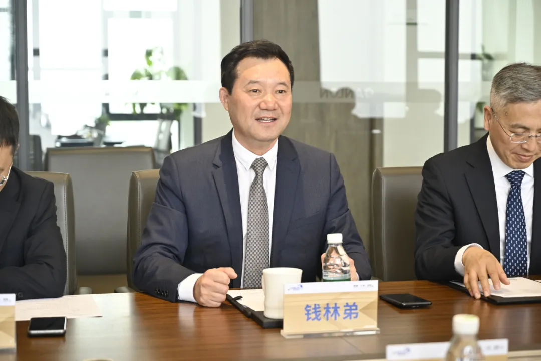 2024新澳原料免费资料